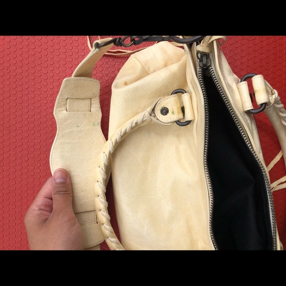 REDUCED ⬇️⬇️⬇️ Authentic Balenciaga  Bag - Picture 7 of 9